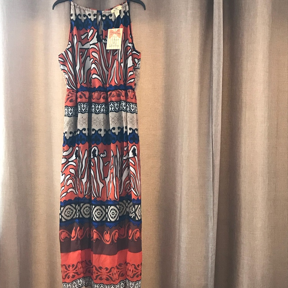 Halter style dress. NWT. Stevie and Lindsey dress - Picture 2 of 8